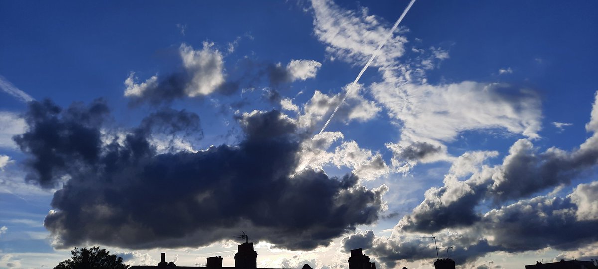 Extraordinary sky today in London.