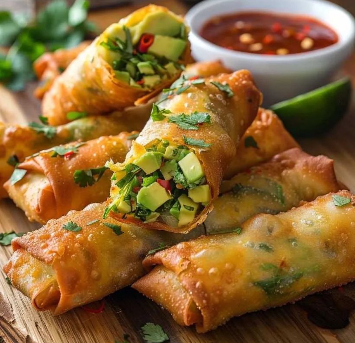 Crispy avocado spring rolls 🥑