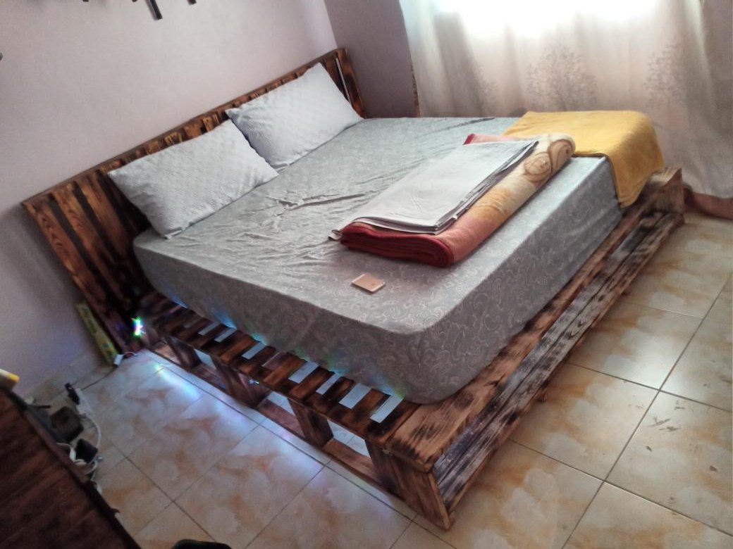Dm @dudu_interiors This bed in your room is all u need to have a great night's sleep.... WhatsApp +256756428629....