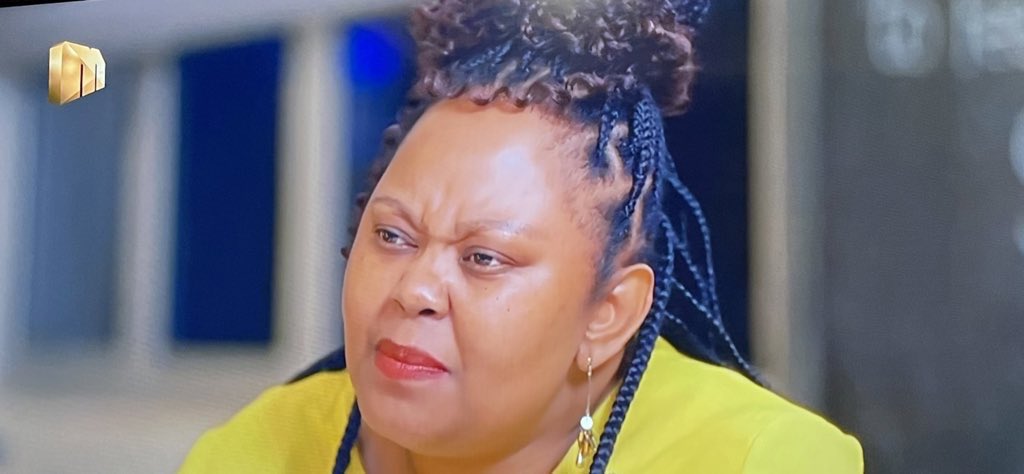 If Mabusi is leaving #UmkhokhaTheCurse can she leave already! Her storyline, the letters, the crying etc.. its all boring yoh! 😴  the writers are dropping the ball even with the Nobuntu storyline