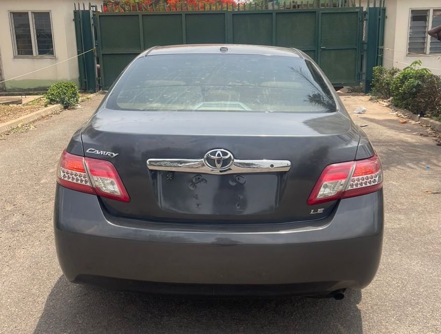 SUPER CLEAN TOYOTA CAMRY LE 2010 MODEL WITH ORIGINAL DUTY GOING FOR 5.850M, ABUJA…#DaggashAutos 📞09078783000