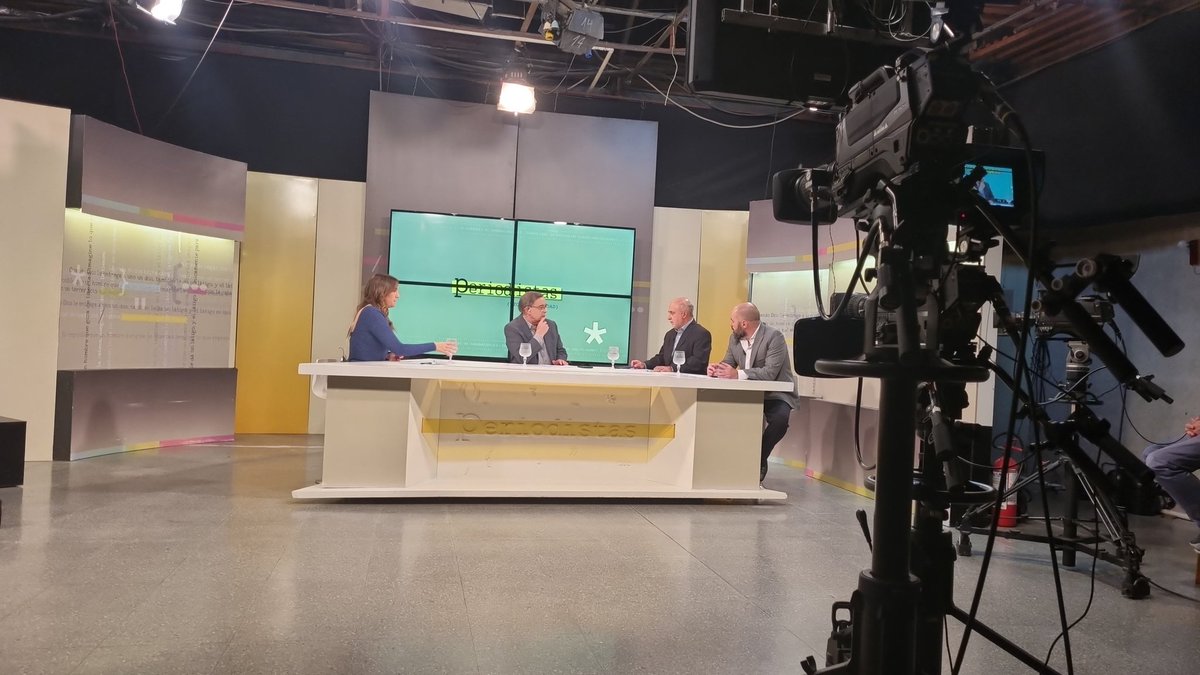 Ahora en @canal5uruguay en @periodistastv5 para dialogar sobre nuestro proyecto para las elecciones internas del @PartidoColorado