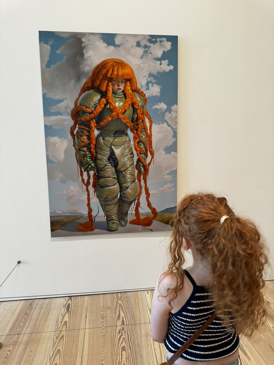 Red studying Red 

This is how we build future artists

@hollyherndon @whitneymuseum
