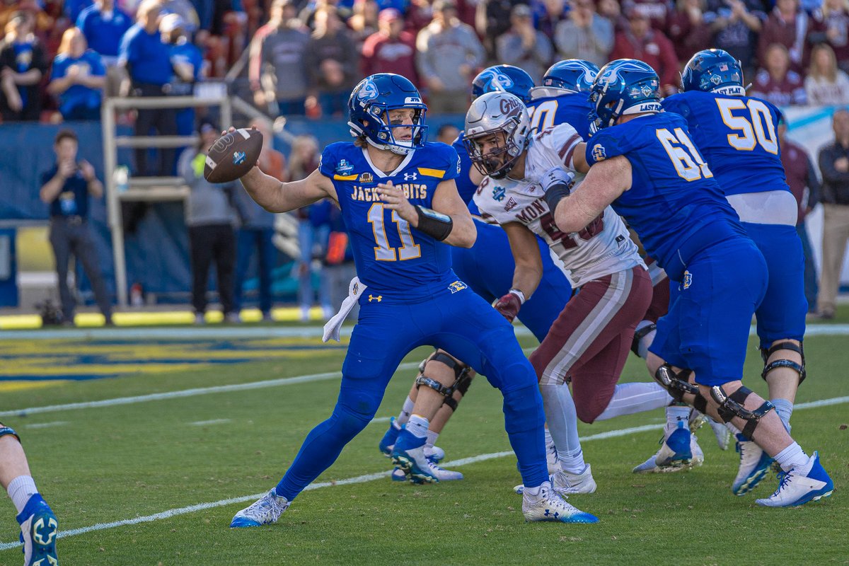 Gronowski is 13 wins away from breaking the FCS record for wins by a quarterback and will lead the Jackrabbits offense after winning back-to-back championships. #GoJacks 📸: Evan Patzwald