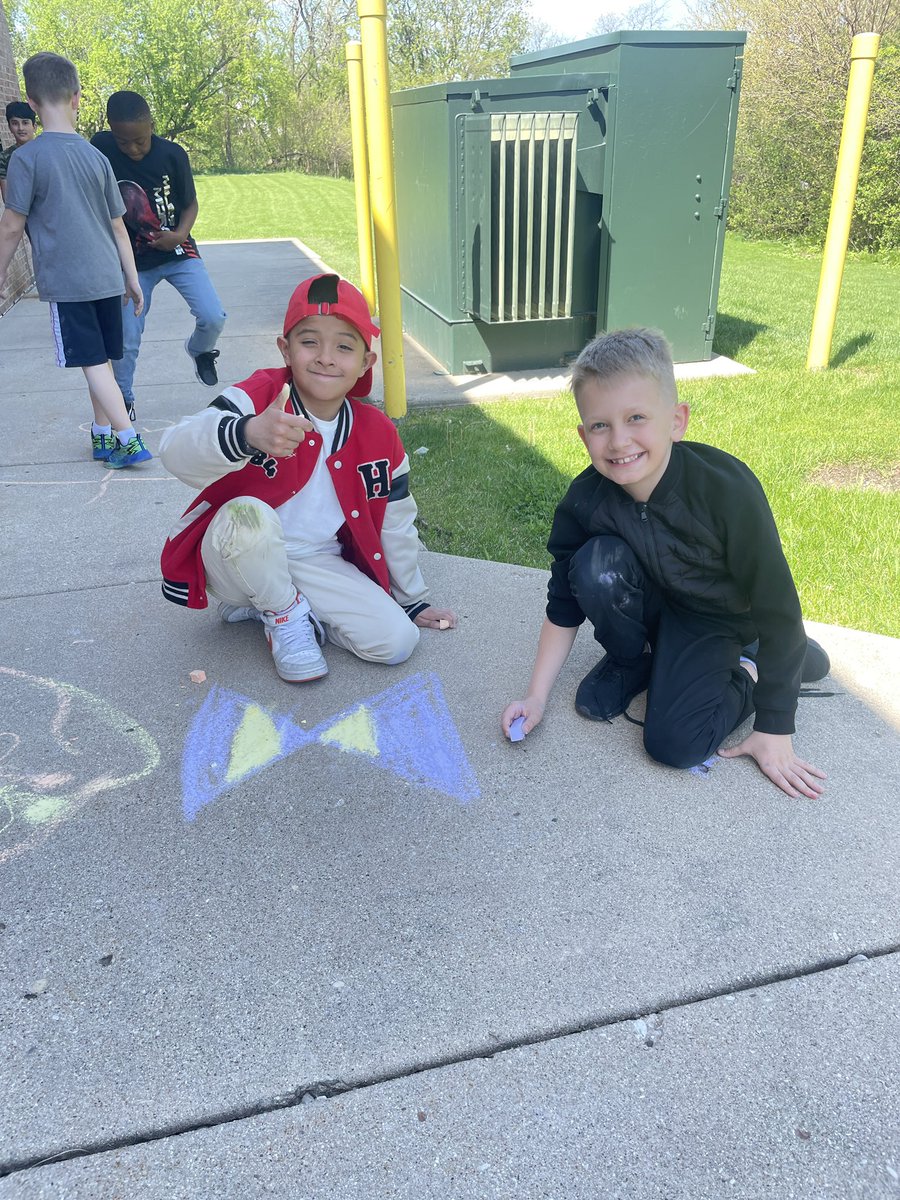 Kelly Rottman tweet media