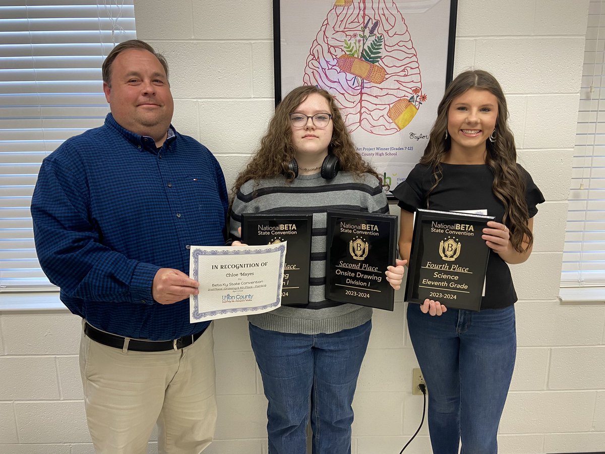 At last week’s Board meeting, we celebrated UCHS Beta Club members who placed at the Beta State Convention! Chloe Mayes won 2nd Place in Onsite Drawing and 4th Place in Painting! Savannah Bickett won 4th Place in Grade 11 Science! Congratulations!! @UnionCoSchools