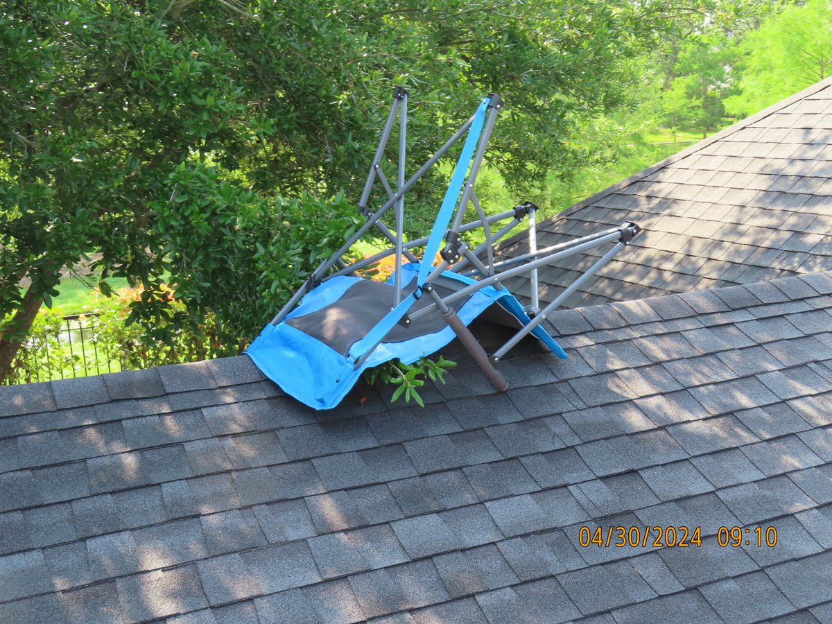 I'm pretty sure this is not supposed to be on the roof.  But you wouldn't know if you didn't get it inspected!!!

#boxerinspections #residentialhomeinspection #commercialinspections #homeinspection #homeinspector