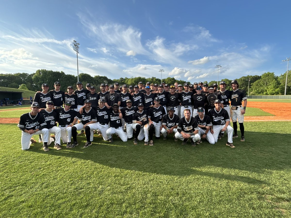 Don’t cry because it’s over, smile because it happened! 

Trojans⚔️ win their season finale 7-6! 

Once again, to our seniors, THANK YOU!

They’ve helped raise the bar for this program and you’ll always have a home here! 

#TruetoAU