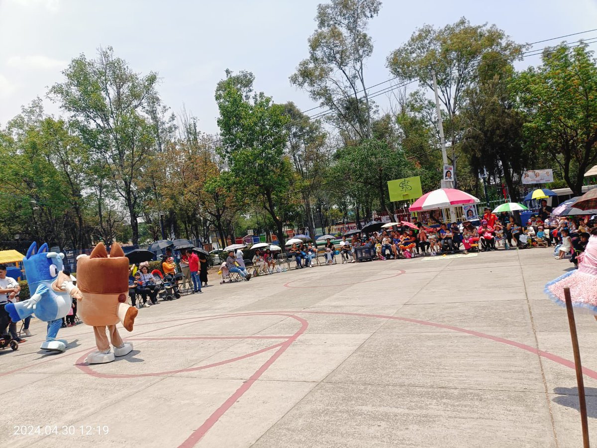 “¡Hoy fue un día lleno de risas, juegos y alegría en nuestros CDCs San Antonio, Petrolera y Flores Magon mientras celebramos a nuestros queridos niños en su día! 🎉💫