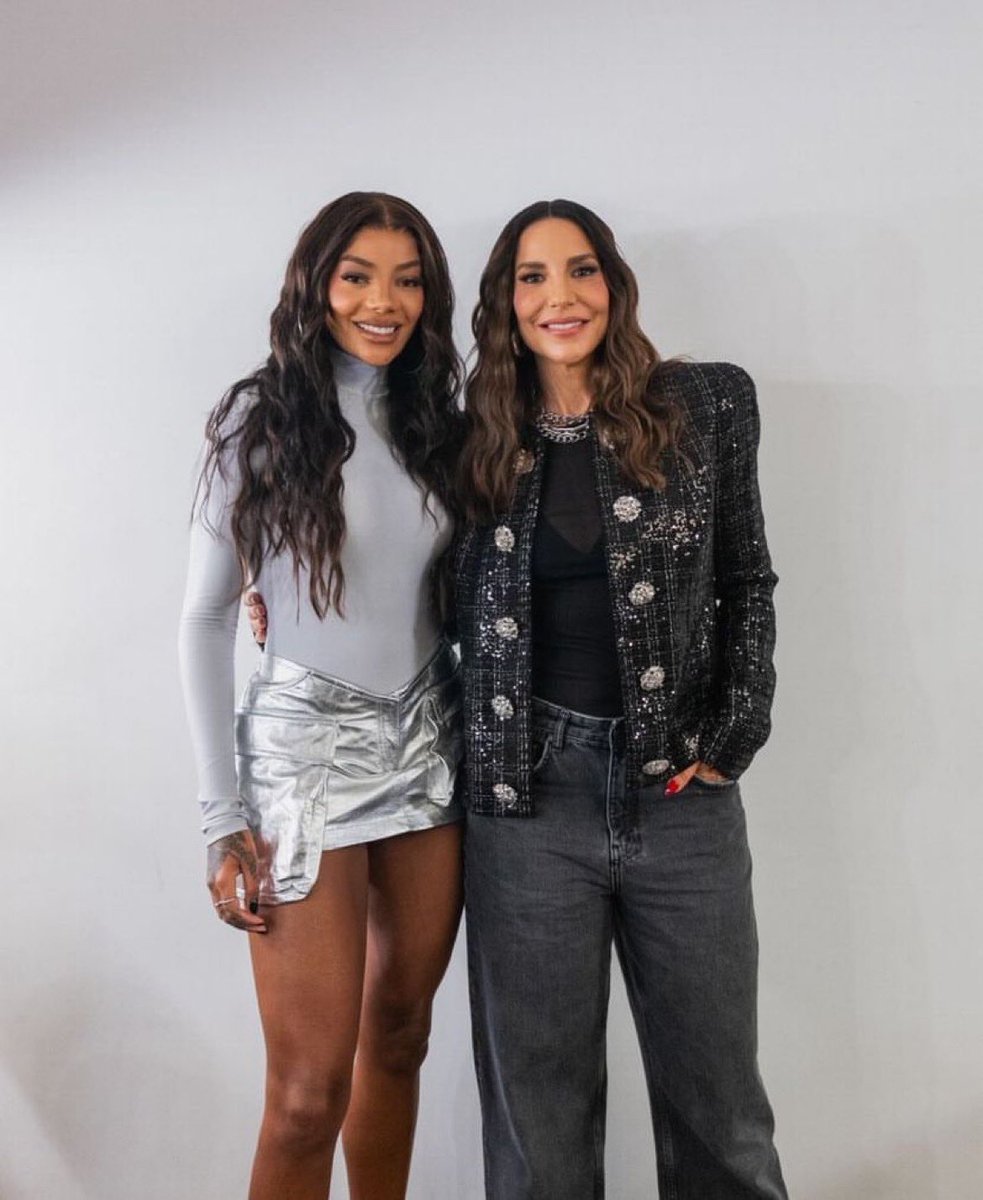 MACETANDO! Nessa foto temos 5 Grammys, 2 miss estádios amigas da demanda, o hit do ano e o mais importante: gogó!🔥 LUDMILLA e Ivete ontem na coletiva do Rock in Rio.