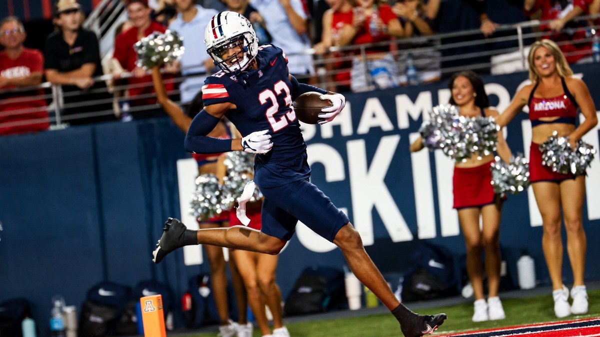 NEWS: Arizona cornerback Tacario Davis has withdrawn from the transfer portal, @On3sports has learned. The AP Second-Team All-Pac-12 selection has 32 career tackles, 15 pass breakups and an interception. on3.com/transfer-porta…