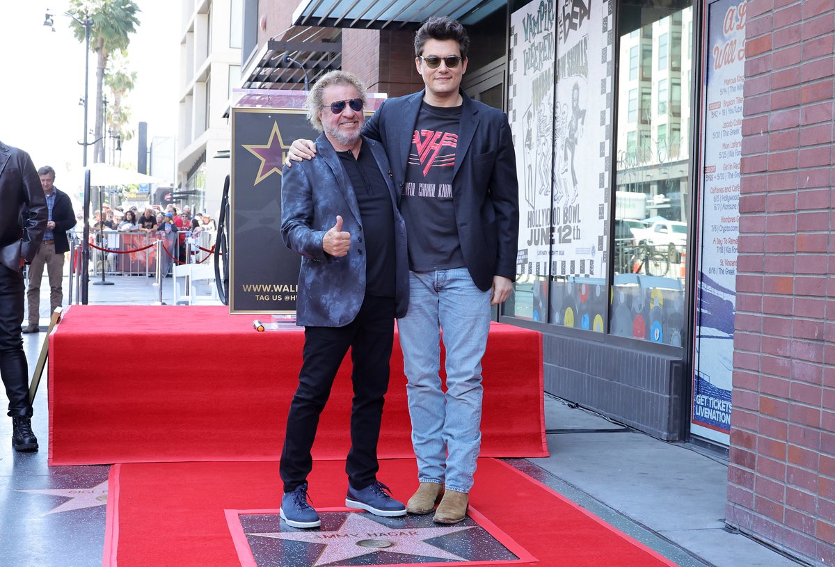 CONGRATULATIONS Sammy Hagar!
@sammyhagar received a star Hollywood Walk of Fame today!  @JohnMayer was one of the many fans that attended the ceremony. 

(Photo: Kevin Winter/Getty Images)  #SammyHagar