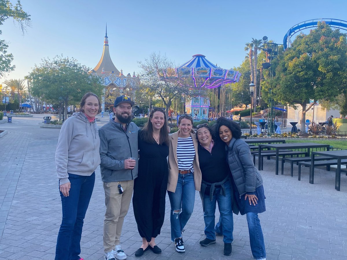 Feeling so proud of our interdisciplinary team embodying the spirit of collaboration at the @sbh4ca conference today 🍎✏️ can’t wait to see what’s next for our @UCSFPsychiatry and @UCSFBenioffOAK school based health center partnership (and beyond)!