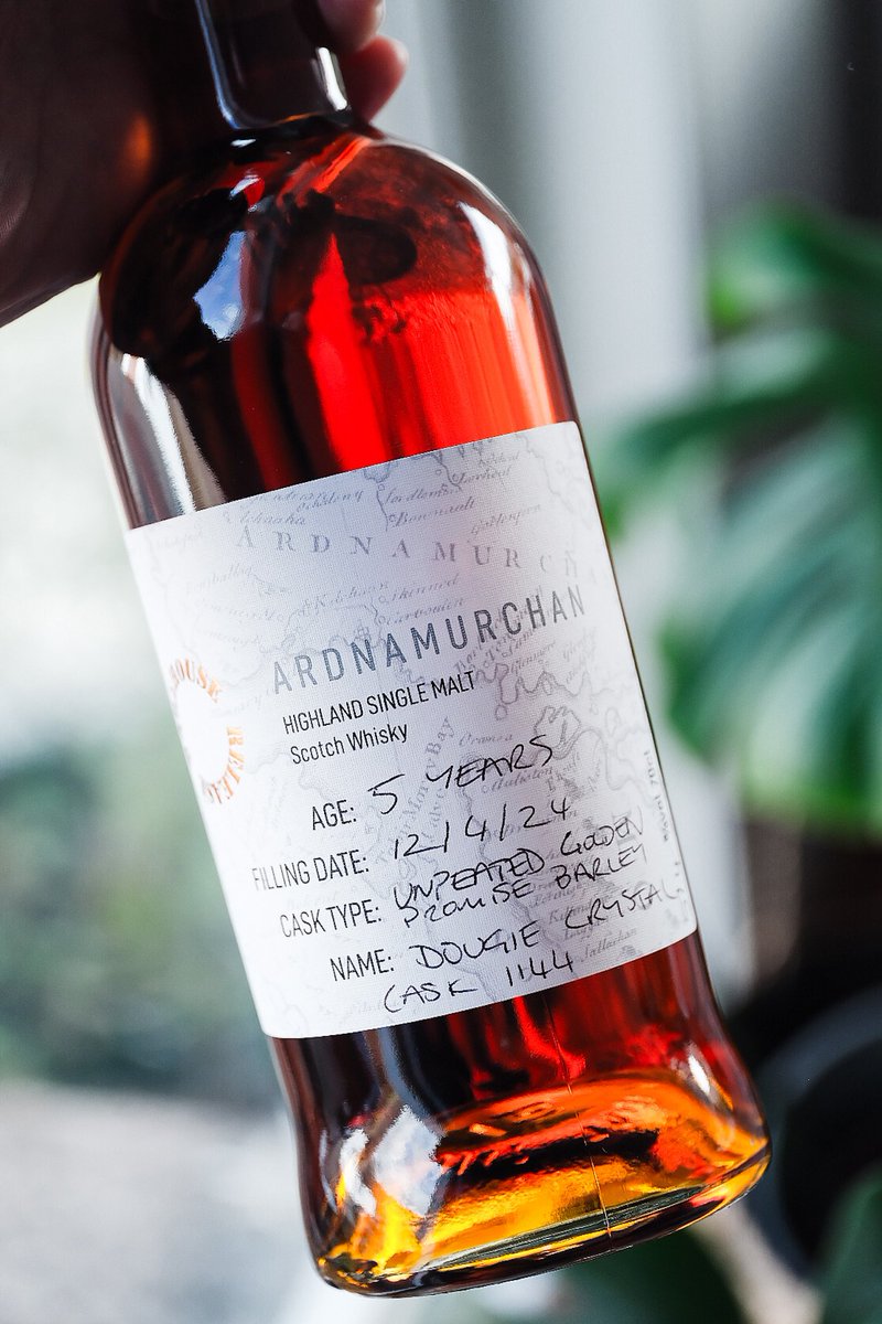 Dougie returns to Ardnamurchan after a long break and discovers this Unpeated Golden Promise. He goes all in to uncover what's so special about this rare grain. dramface.com/all-reviews/20… #Dramface #whiskyreview #scotchwhisky #whisky #ardnamurchan @Distillery1826