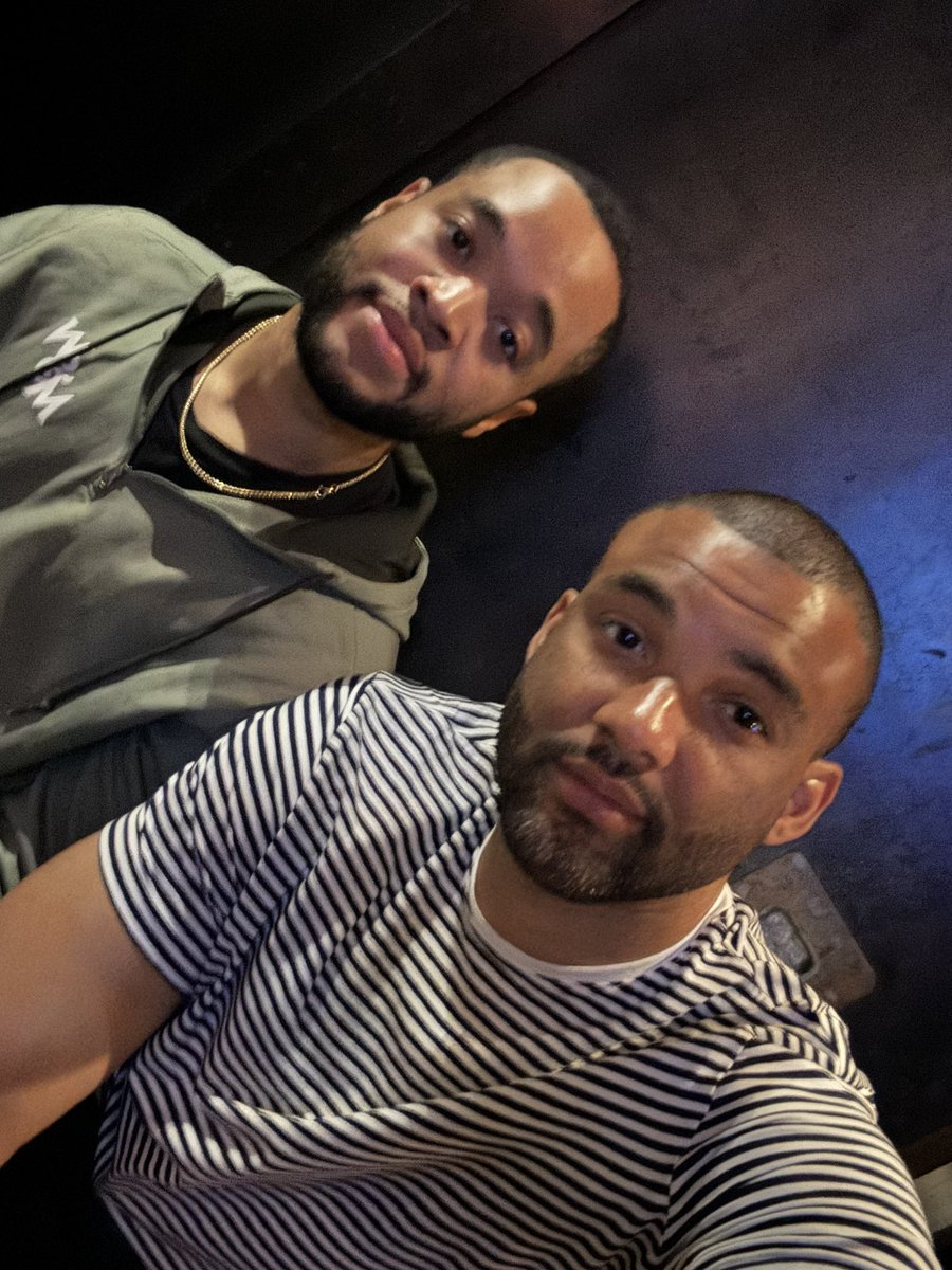 Me and my brother grew up in VA but have ties to the city! Maaaan we’re both alllll in for the @nyknicks tonight!! I’m grabbing social content for the @nypostsports at Stout by MSG so I’ll see yall after the game.