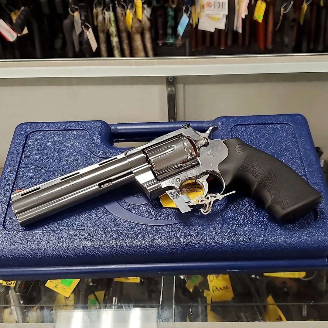 New arrivals!!

 Colt Anaconda 44mag revolver #colt #coltanaconda44magnum #44mag #revolver #anaconda