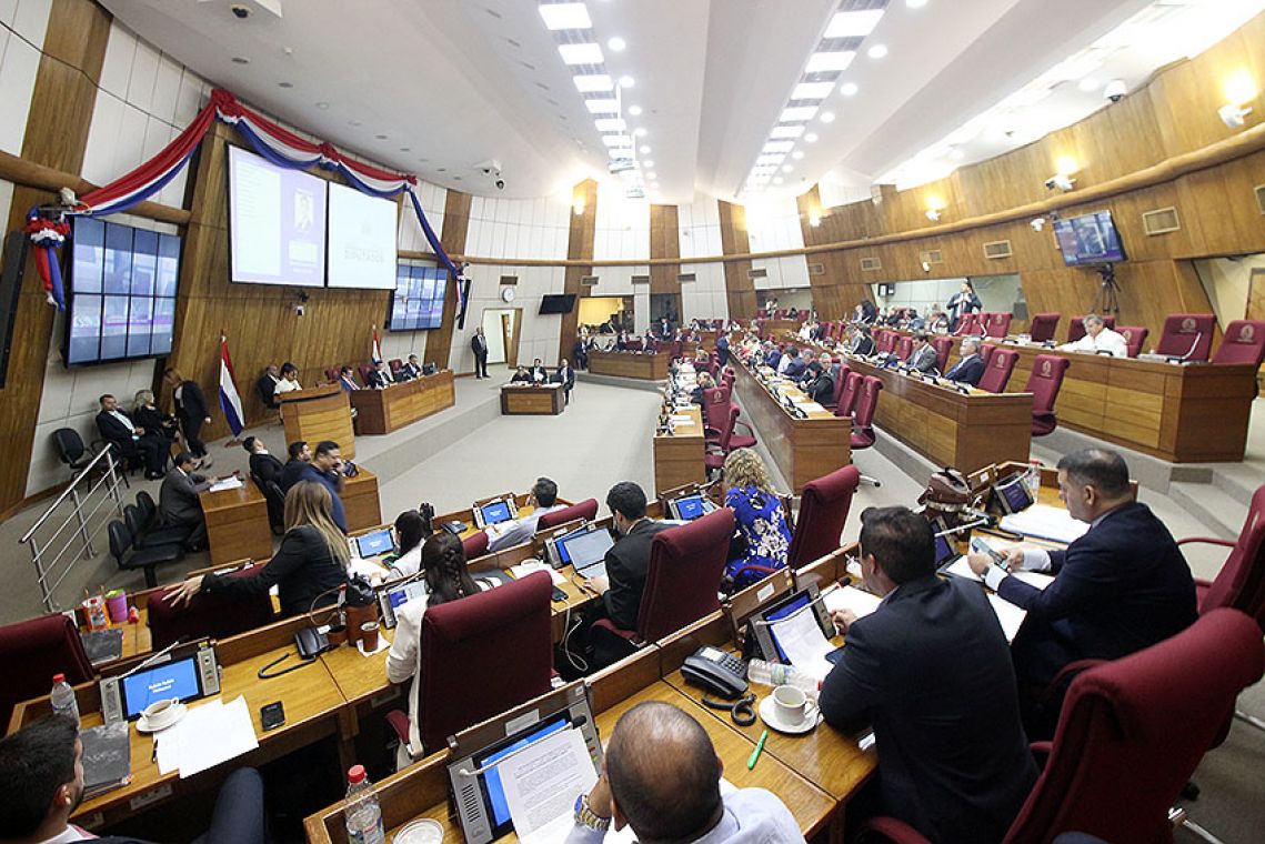 Aceptan objeción total del Poder Ejecutivo a una expropiación en Hernandarias diputados.gov.py/index.php/noti…