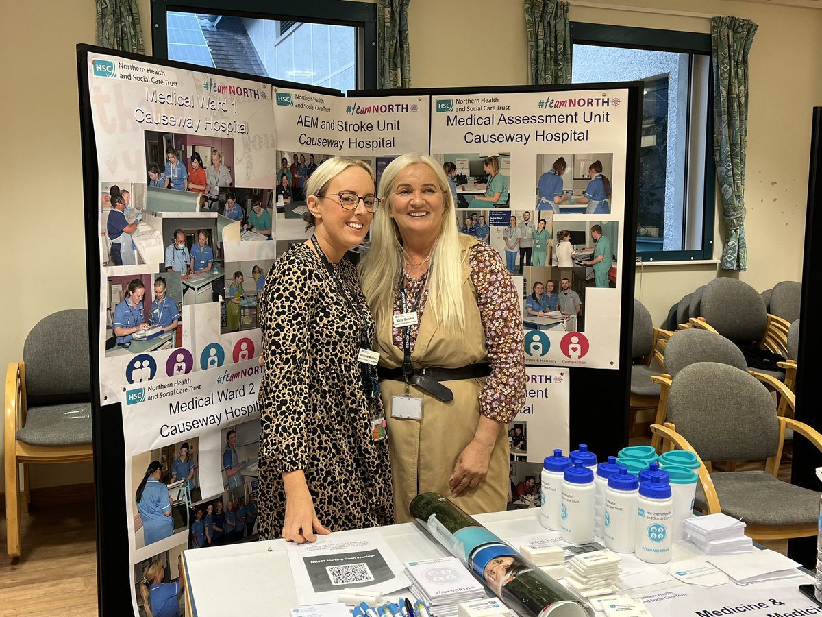 MEM team sharing the great opportunities to work within Medicine and Emergency Medicine alongside colleagues from across divisions #teamNorth Great to see all those about to start their careers as qualified nurses and their enthusiasm was inspiring. Well done@NHSCTrust