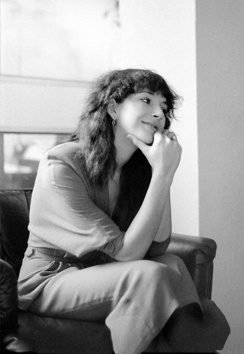 For the penultimate visit to The Kate Bush Interview Archive, I highlight one where @KateBushMusic faced Danny Baker. Writing for NME in 1979, his disrespect and ignorance was met with pure professionalism and maturity from Bush. Fascinating and shocking: musicmusingsandsuch.com/musicmusingsan…