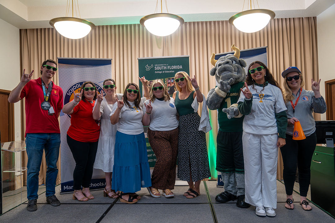 USF Sarasota-Manatee tweet media