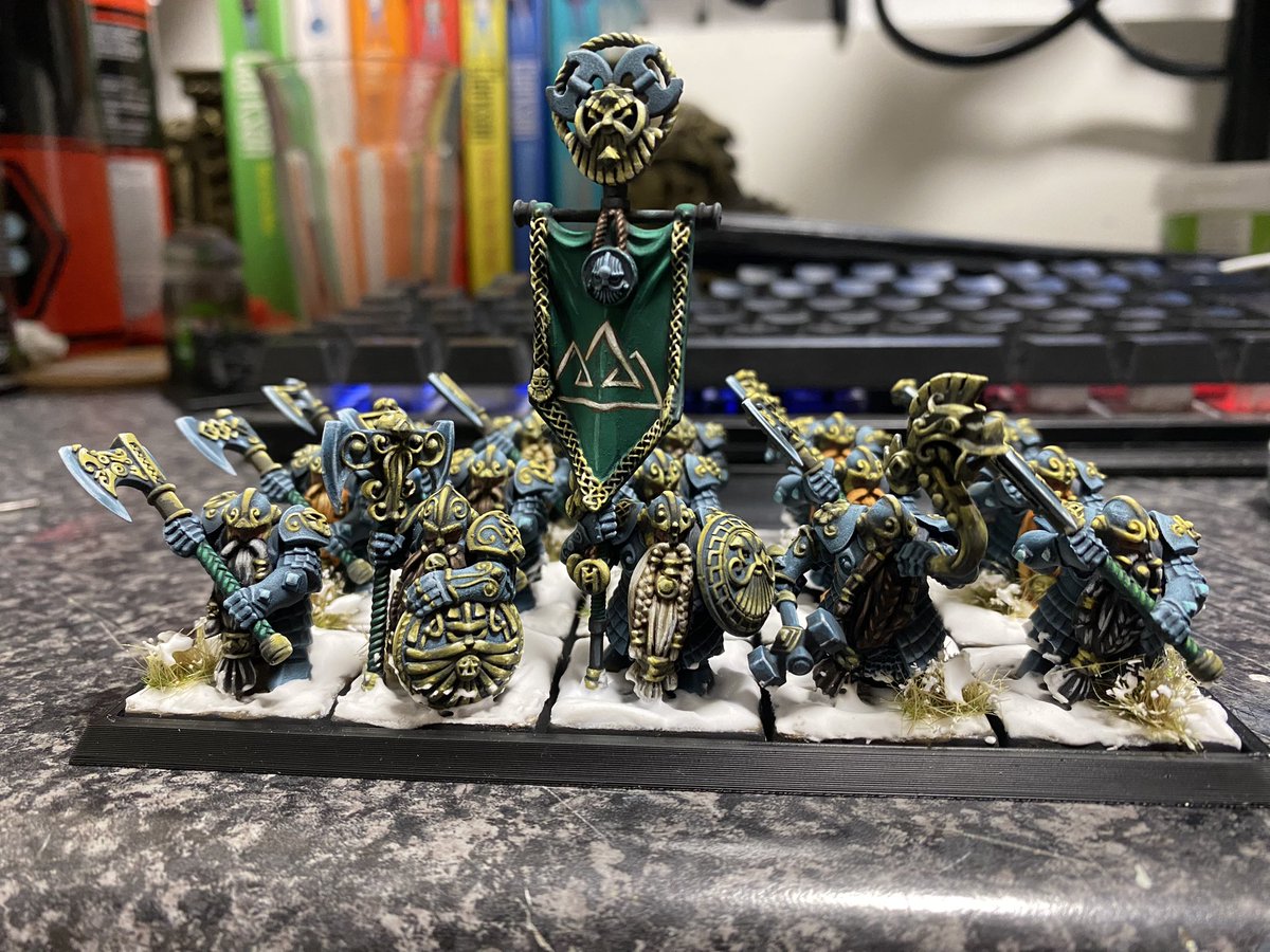 jennings_toby's tweet photo. Finished the 1st unit for my Dwarfs in the old world super happy with the results 😁 #WarhammerCommunity #paintingwarhammer #oldworld #GamesWorkshop https://t.co/WaT0A2JgI1