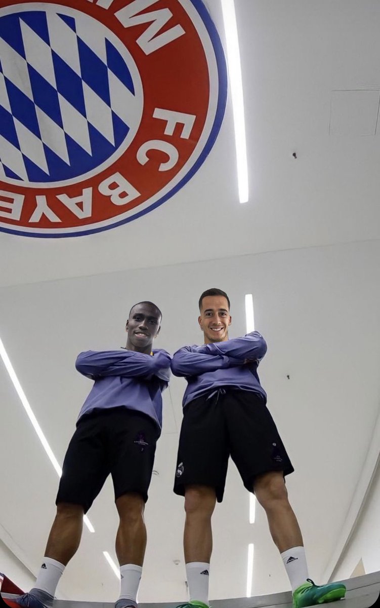 Out Of Context Football tweet media