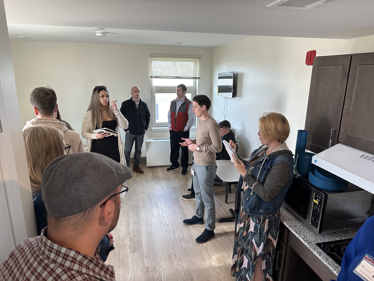 It was our pleasure to welcome @TownOfAmherst leaders last month for a tour of our Yawkey Housing Resource Center (HRC) in #quincyma. The town came out to learn more as part of its efforts to build its own HRC. #endhomelessness #NobodyShouldBeHomeless