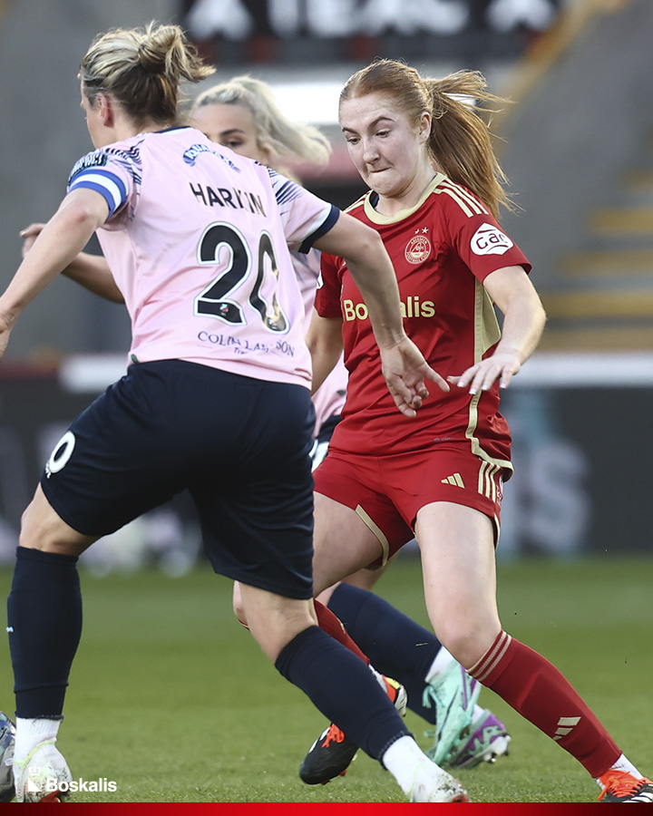 Still 3-3 at Pittodrie: - Gover was on hand to make an excellent goal-saving tackle. - Montrose enjoyed a series of corners but were unable to find the net. - Perry has also been called into action to make a string of saves for her side. 73’ | 🔴 3-3 🏵️ | #StandFree