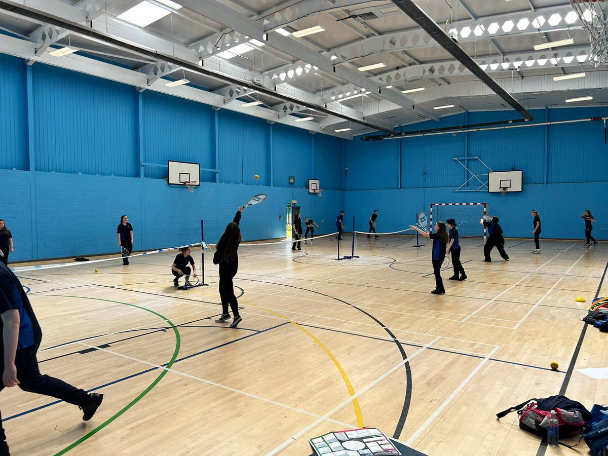 An excellent morning with athlete @jade_windley leading the 2nd Active in Mind session to our Y10s. They enjoyed The Cube style team building activities, they explored their learnt tools to support their wellbeing and we finished off with some social short tennis. Thank you Jade.
