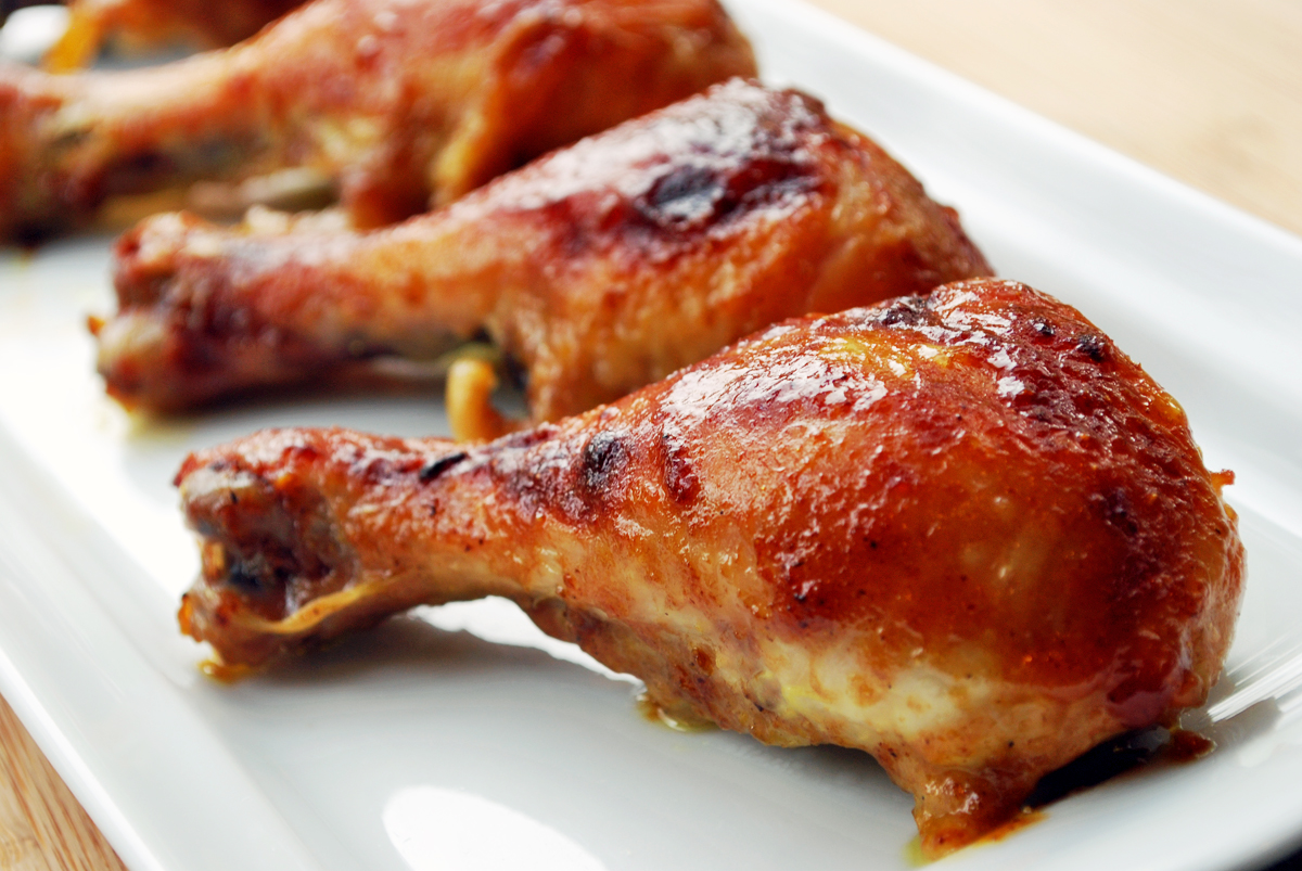 YummyHealth's tweet photo. This honey garlic #chicken is exceptionally juicy and flavorful. The tasty sauce is made with honey, butter, garlic, and Dijon mustard. It's phenomenal! 
https://t.co/n61ccezs4j #recipes #recipe https://t.co/aiAzj0HU40