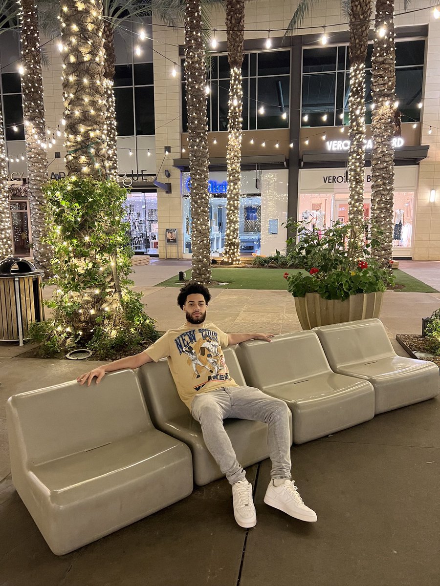 mcm_jayyy's tweet photo. https://t.co/N8GWCM1H4d