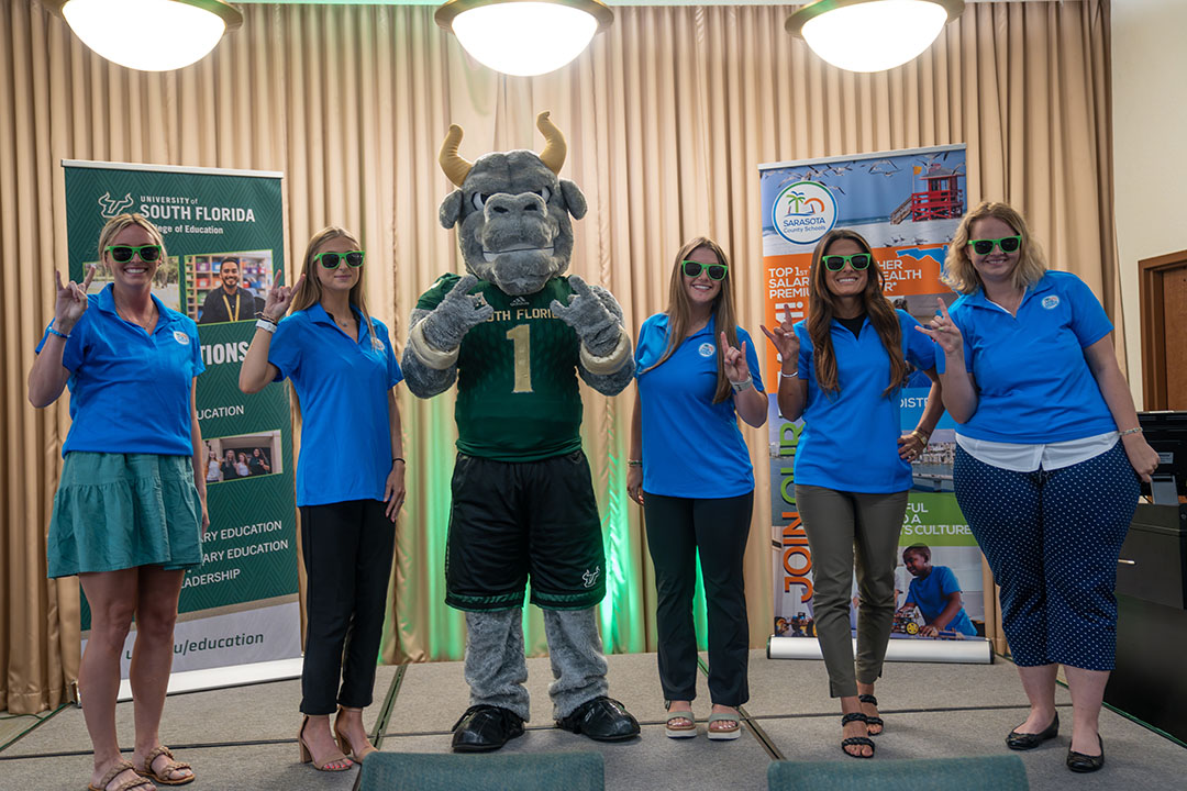 USF Sarasota-Manatee tweet media