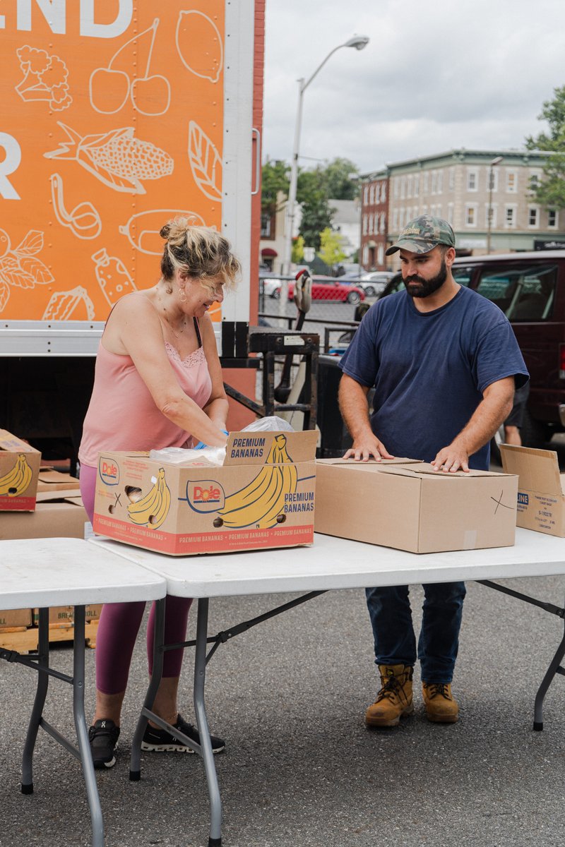 Bringing nutritious food to YOUR neighborhood! Our Mobile Food Pantry and Fresh Market are on the move, making over 500 stops annually across the county. From fresh produce to dairy, grains, and protein, we've got you covered.