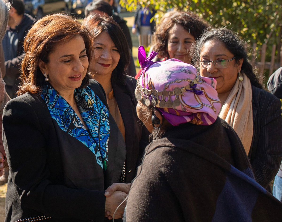 Valoramos la contribución y cosmovisión de las #MujeresIndígenas. Su fuerza, sabiduría y resiliencia son pilares fundamentales para construir un mundo más justo y equitativo para todas las personas.