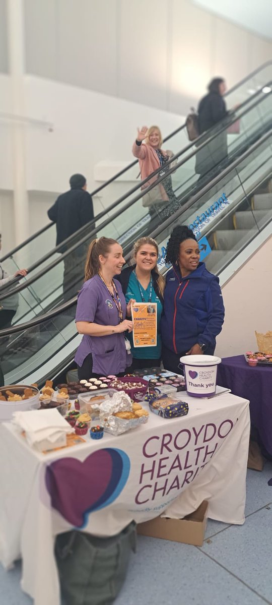 It was a pleasure to support Chloe and Clare today @croydonhealth 🏥at their fundraiser for @RoyalParksHalf 👟💜Thanks to @Tesco Croydon for all their support. Still counting the final total but over 💷3⃣0⃣0⃣ raised so far! ⬇️