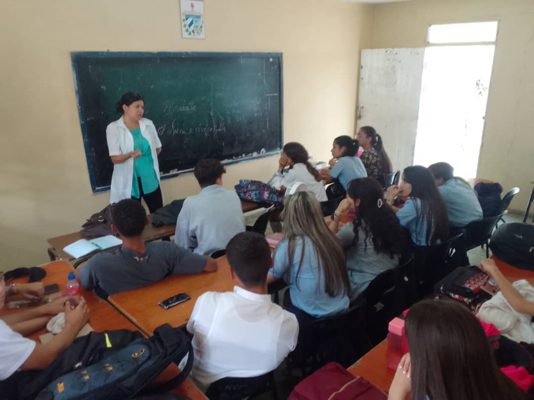 Siguen los adolescentes en la prioridad del trabajo de salud y educación en #CiegodeAvila. #LatirAvileño #PorCubaJuntosCreamos