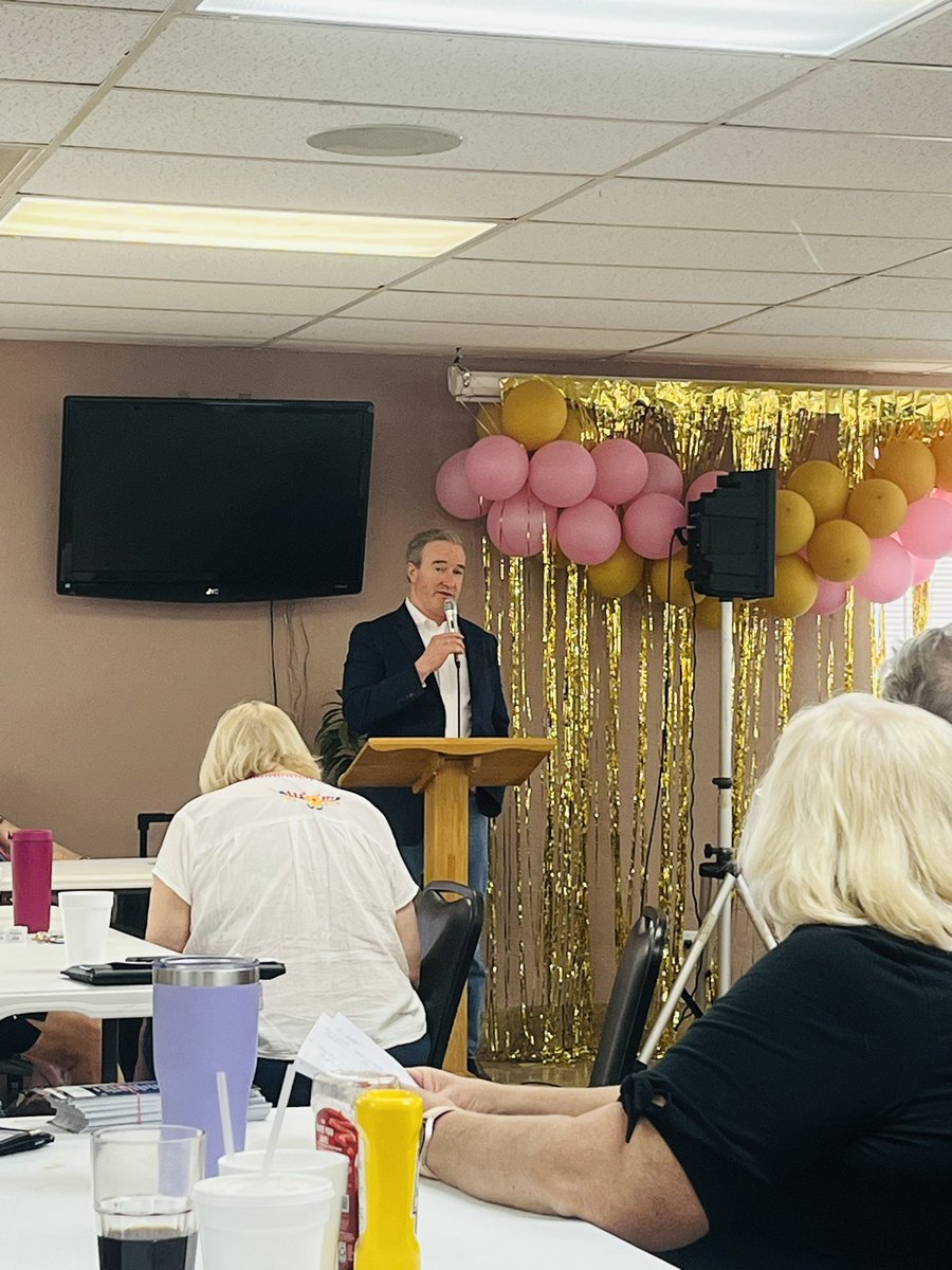 #Pima County #Republicans hosted Victor Riches CEO Goldwater Institute today at lunch! @GoldwaterInst #Fabulous