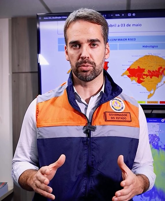 matheuspggomes's tweet image. Leite já botou a skin Defesa Civil pra gravar vídeos, por isso, tenho que te lembrar uma coisa:

ele gastou mais dinheiro em viagem para a Europa do que em investimentos na Defesa Civil, que tem míseros R$ 50 mil no orçamento em 2024.

Governar é ter prioridades, né? 🤷🏾‍♂️