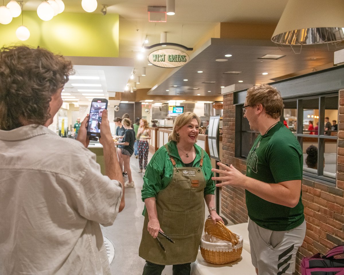 Ohio University (@ohiou) on Twitter photo Breakfast at Midnight 🥞🍳
<a href="/OHIO_President/">Dr. Lori Stewart Gonzalez</a> stopped by the dining halls last night to help Bobcats take a break(fast) from finals! 😺
#ForeverOHIO Breakfast at Midnight 🥞🍳
<a href="/OHIO_President/">Dr. Lori Stewart Gonzalez</a> stopped by the dining halls last night to help Bobcats take a break(fast) from finals! 😺
#ForeverOHIO