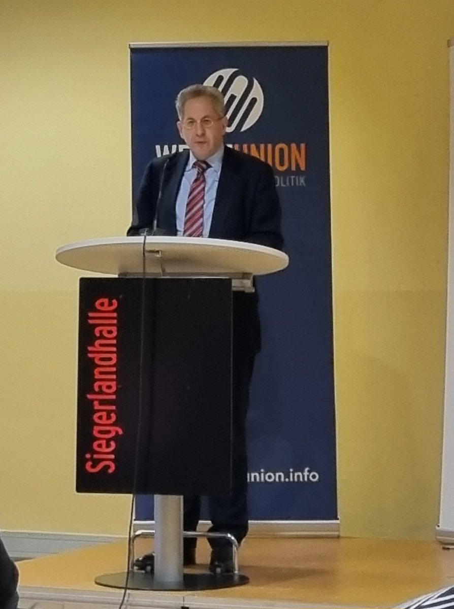 Dr. #Maaßen ist ein Ausnahmepolitiker. Er hat die besseren Argumente. Das war heute eine tolle Veranstaltung in Siegen.

@HGMaassen 
#WerteUnion