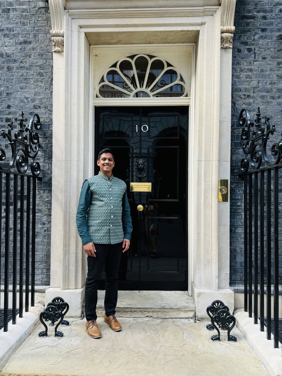 Honoured to have attended the first-ever #MahavirJayanti Reception at No. 10 Downing Street. Hosted by Deputy Prime Minister Rt Hon @OliverDowden, @Ameet_Jogia and celebrated the #Jain community across the UK.