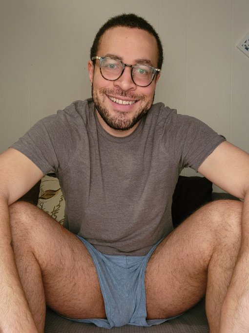 Tonight is game night https://t.co/gMC75OZnJA