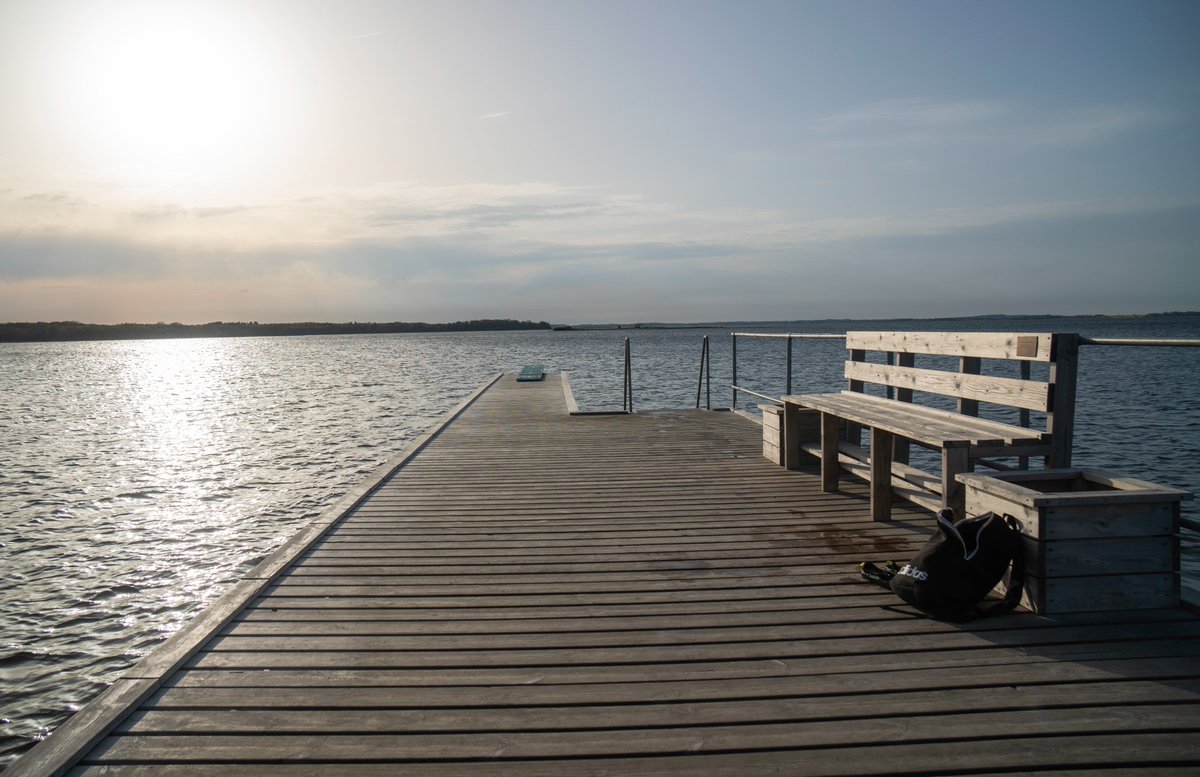 So great a fjord dip at Roskilde fjord on a warm spring evening 🧜‍♀️

#Denmark #SonyAlpha #NaturePhotography #photooftheday #April30th #TuesdayVibes #TuesdayMood #Tuesday #sunset #beachlife 

📸Dorte Hedengran