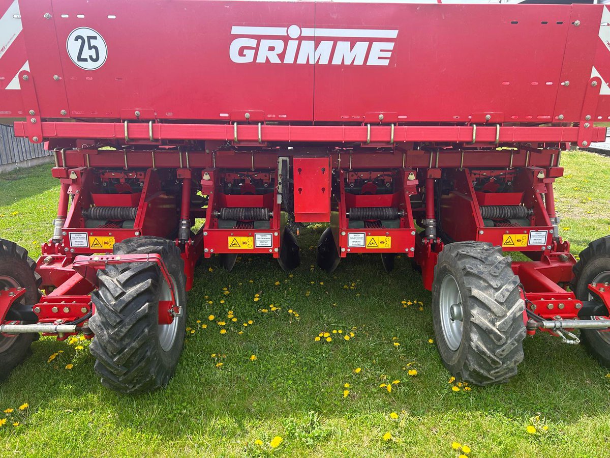 FOR SALE

2010 Grimme 4-row belt planter
GL 44 T - 36”
Dry and liquid fertilizer

In incredible condition! 
Field ready
$45,000.00 CAD

Call 519-771-2292 or email info@sveequipment.com