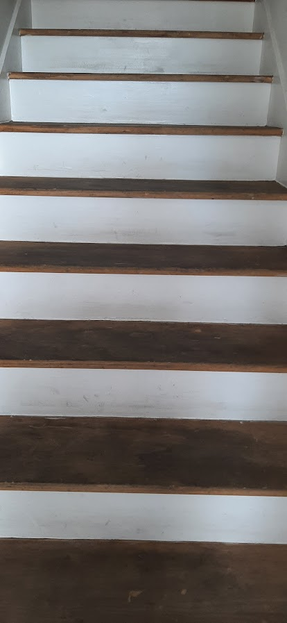 sage_gram's tweet photo. What was advertised vs. reality? @Airbnb, do the right thing and provide a full refund.
https://t.co/8TPAMOcdVe https://t.co/gQWaLjWhMV