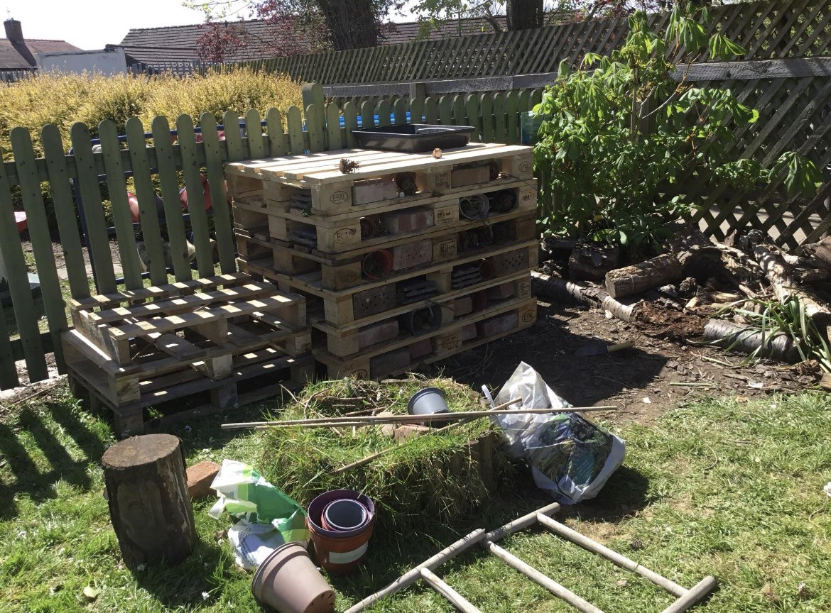 Our EYFS bug hotel is coming along nicely. Hope lots of little critters enjoy their new home. Encouraging wildlife with recycled materials whilst learning about creatures and their habitats. Win, win, win! #learningwithpurpose @embarkfed 🪲🐞🐜🐛🕷️