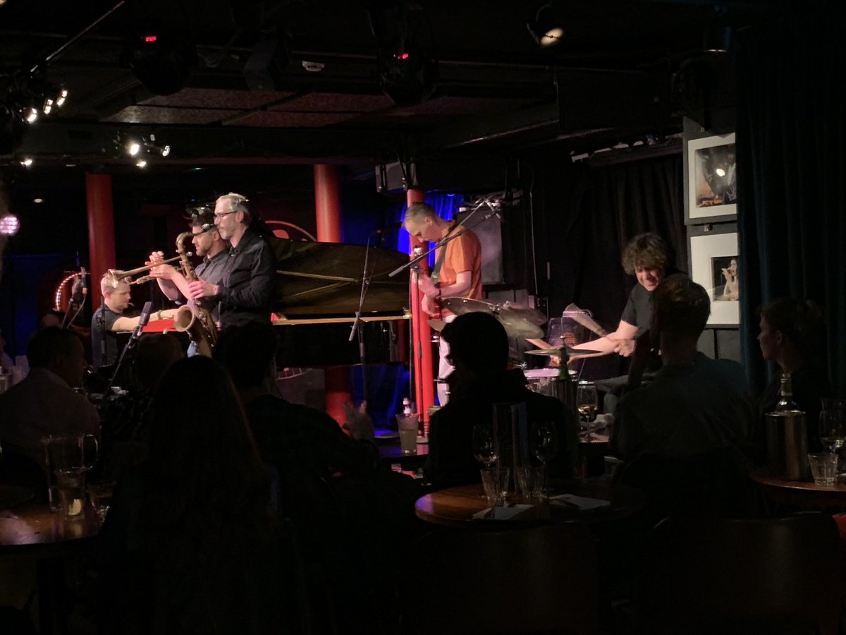 Apres APPG GRH Jazz Defenders at Pizza Express Soho. 😊 Drummer Ian Matthews just as much at home in front of 200 here as in front of 20,000 with Kasabian!! Great stuff.