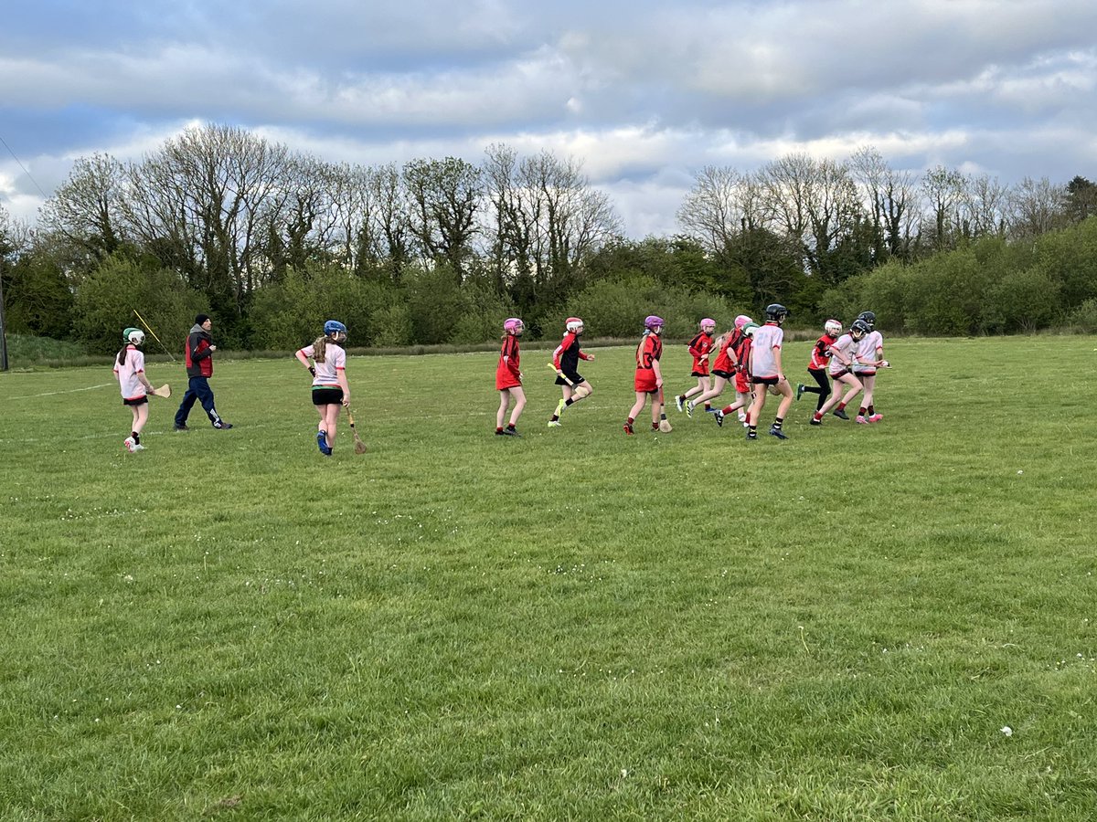Super play again in our spring league series of matches v Adare Well done to the u11 & u12 girls, you were all brilliant👏👏 @LimCamogie @devlimkcamogie