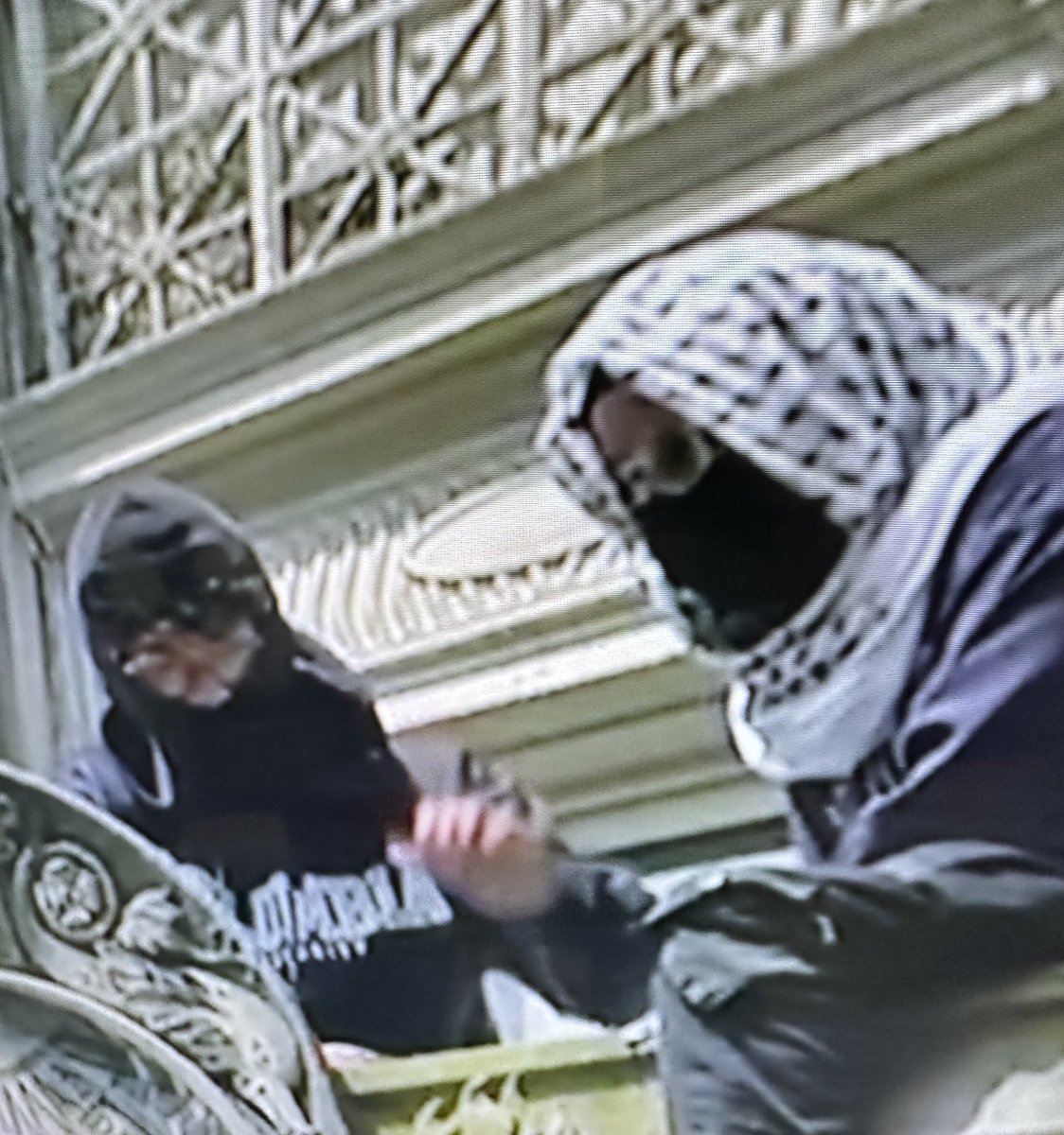 Columbia University. They’re not protesters they’re terrorists. They want to negotiate. Really? They’re cowards for covering their faces. If they were KKK it would be a different story. Hey ⁦@SenSchumer⁩ ⁦@RepJerryNadler⁩ you’re Jewish. Crickets coming from y’all.