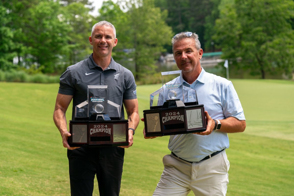 Mike Norvell (alongside Urban Meyer) won the 2024 Southern Company Peach Bowl Challenge in Playoff today. Norvell won $32,500 for @KeepClimbingff 247sports.com/college/florid…